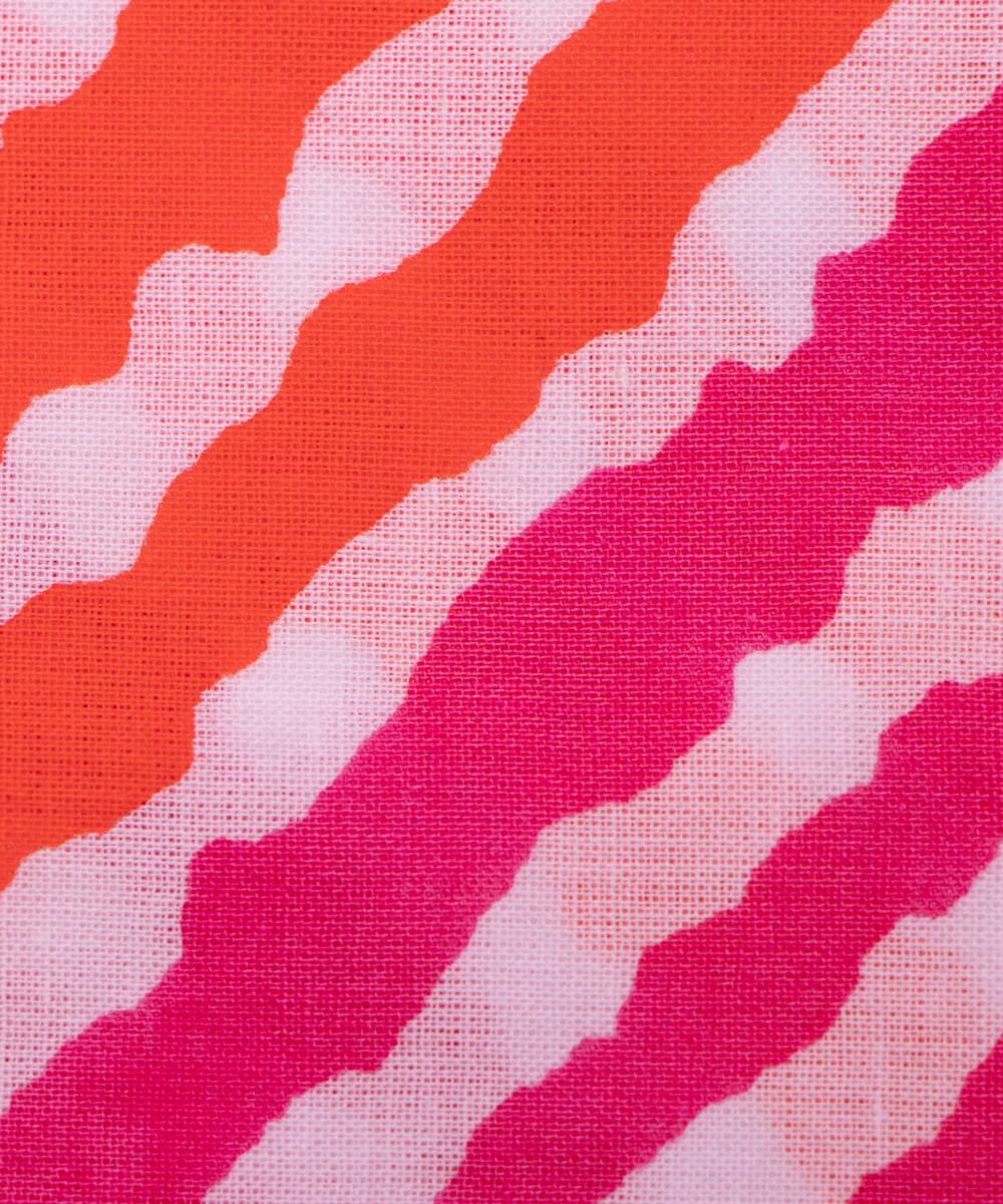 Magenta Colour Lehariya Printed Cotton Fabric