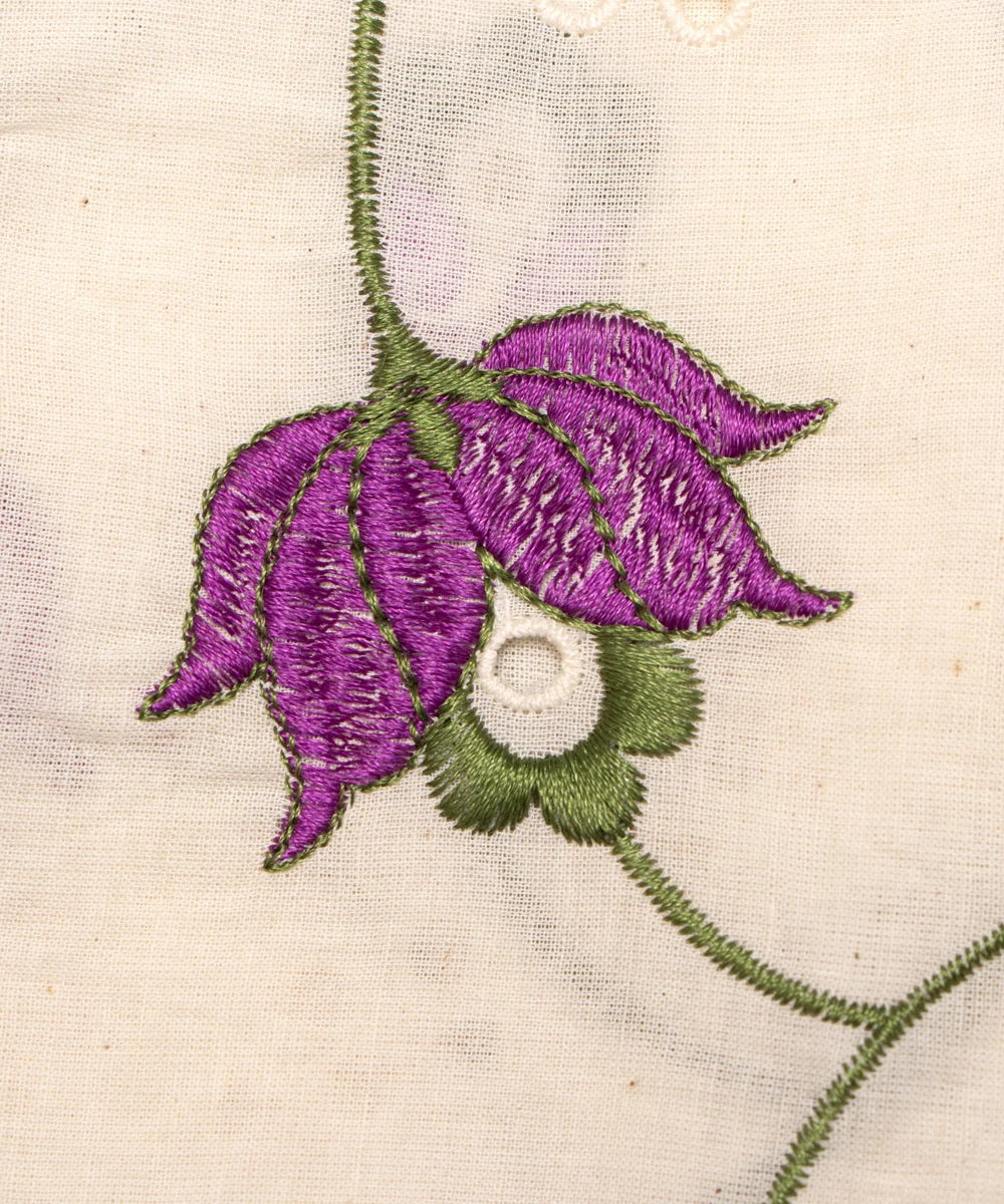 chikankari kurti