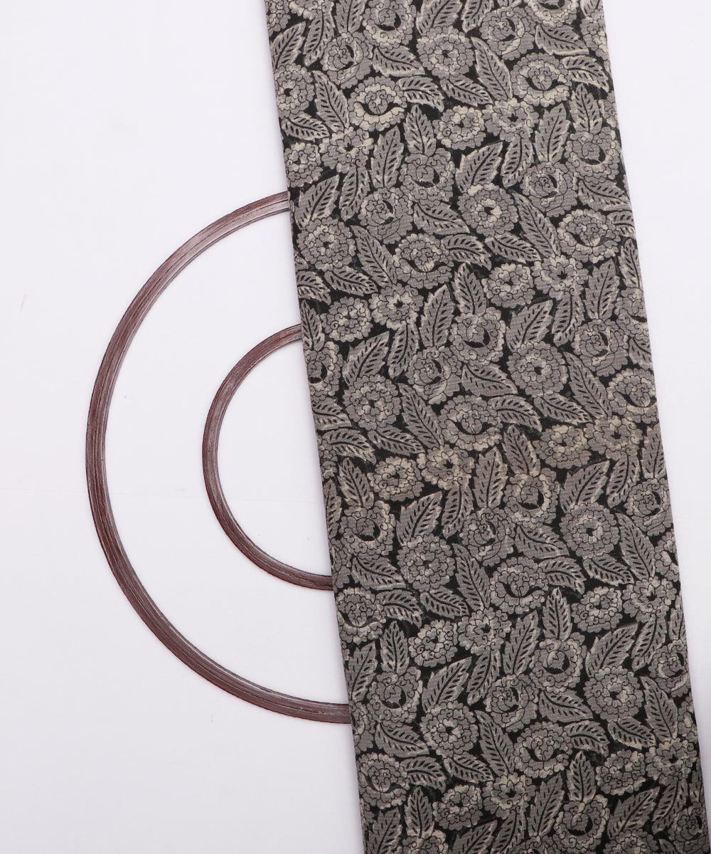Buy Pure Cotton Dress Fabric at Fabric Dekho