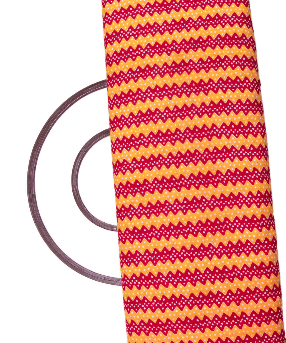 Red Colour Zig Zag Print Cotton Fabric